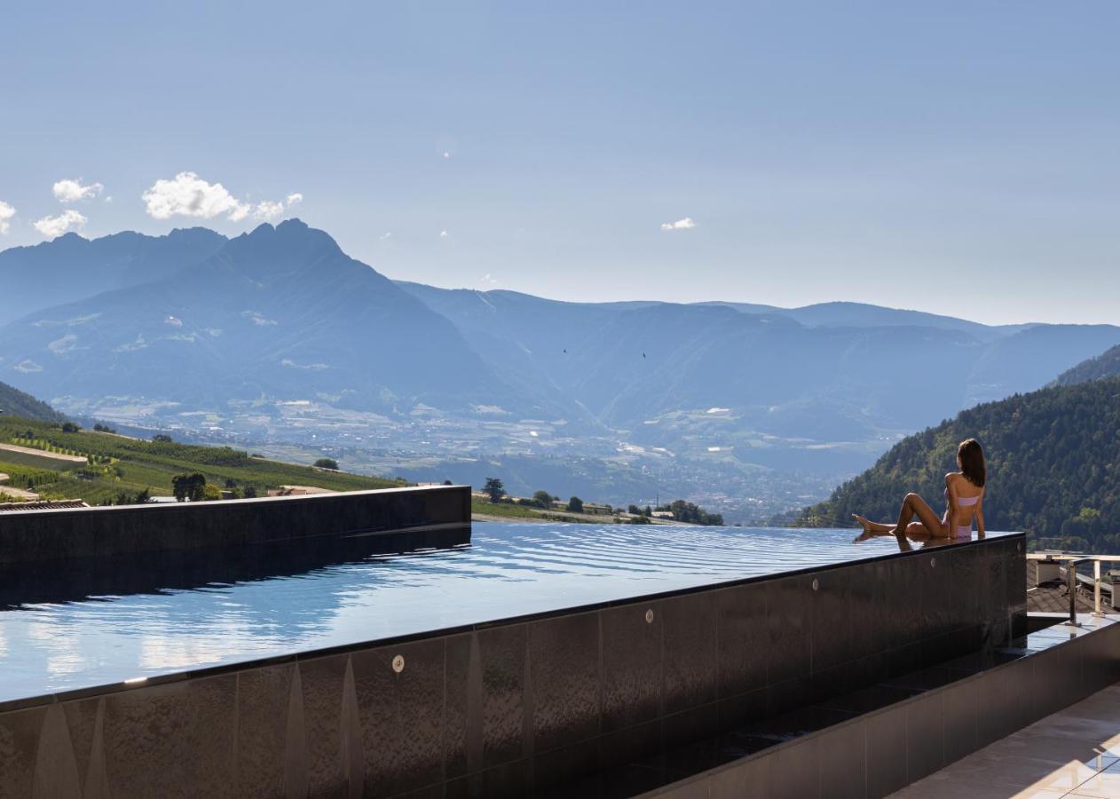 Alpin & Stylehotel Die Sonne Parcines Esterno foto