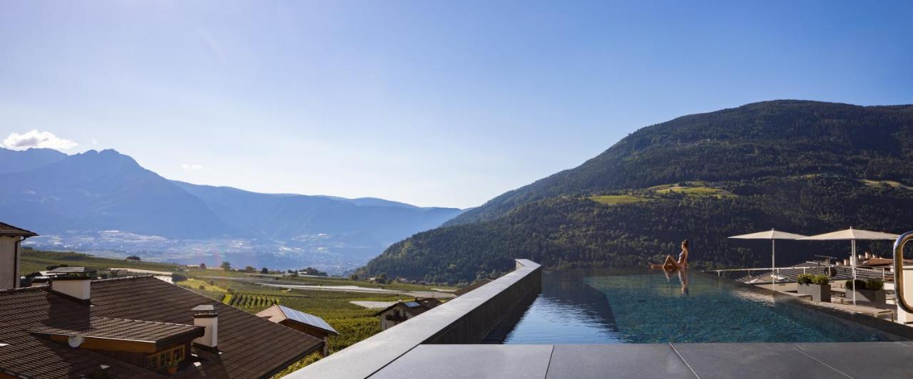 Alpin & Stylehotel Die Sonne Parcines Esterno foto